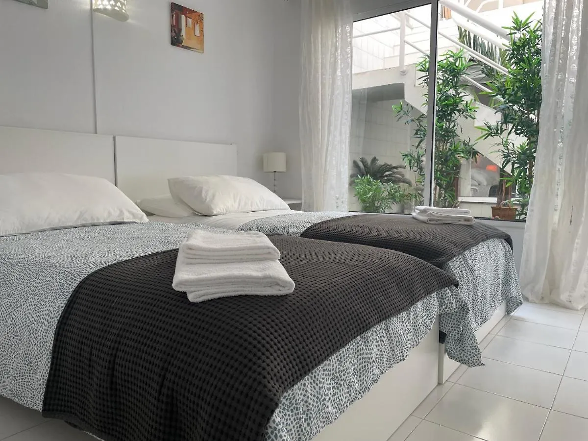 Sea View 2-Bedroom Apartment Colony Club Puerto del Carmen  0*, Puerto del Carmen (Lanzarote)
